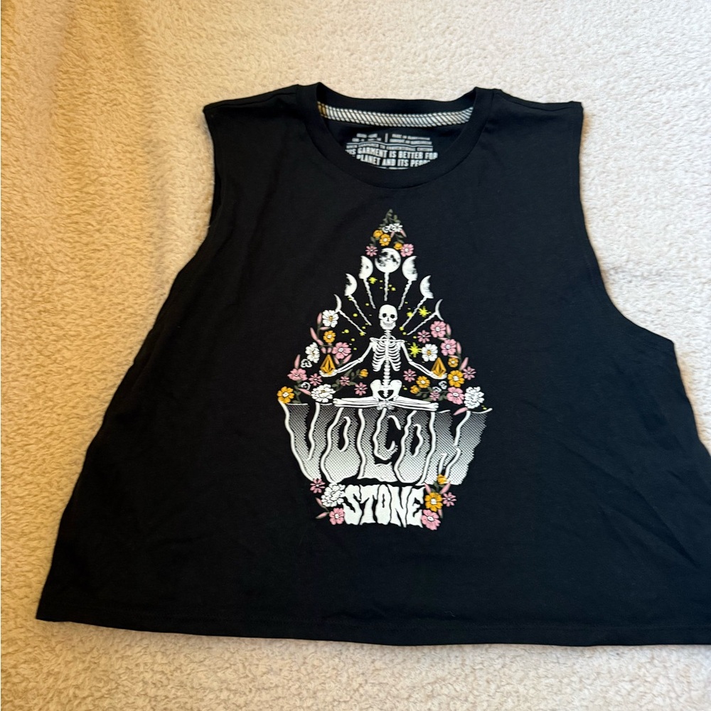 NWT Volcom Women's Black Graphic Tank Top